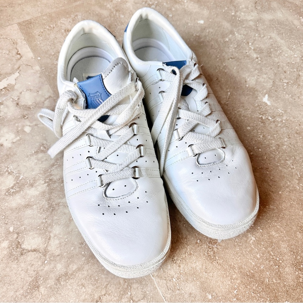 KSwiss Classic White low leather Sneakers. - Picture 2 of 8